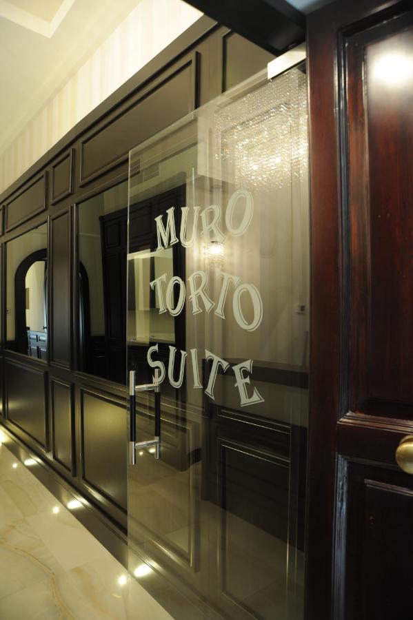 Muro Torto Suite - Struttura Sanificata Giornalmente Con Ozono E Prodotti Specifici Conformi Al Decalogo Del Ministero Salute - Personale Sottoposto A Test Sierologico Periodicamente Фоджа Екстер'єр фото